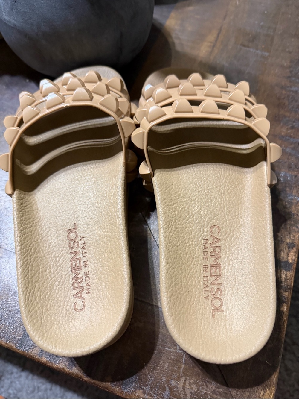 NWOT Carmen Sol Made in Italy Studded Triple Strap Slide Sandals Size 38